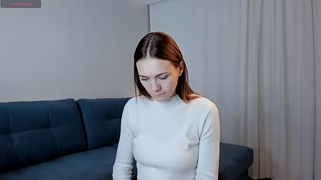 Snapshot of SirenaOstrem chatting on October 2025 01:06:01 AM SirenaOstrem online show from October 2025 01:06:01 AM