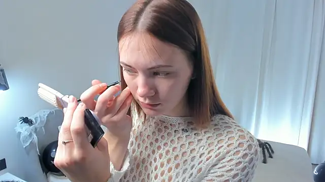 Snapshot of SirenaOstrem chatting on October 2025 01:06:02 AM SirenaOstrem online show from October 2025 01:06:02 AM