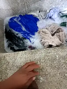 Snapshot of tuneglito chatting on September 2025 02:26:01 AM tuneglito online show from September 2025 02:26:01 AM