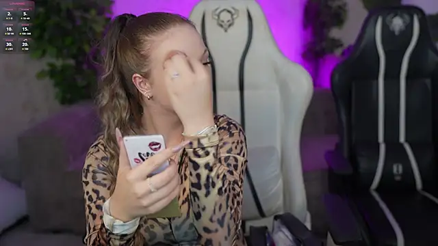 Ella 054 online show from September 2025 02:22:01 PM