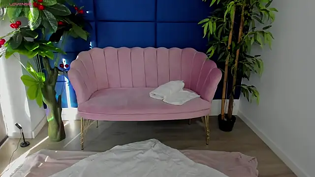 KamaFeels online show from September 2025 05:07:02 AM