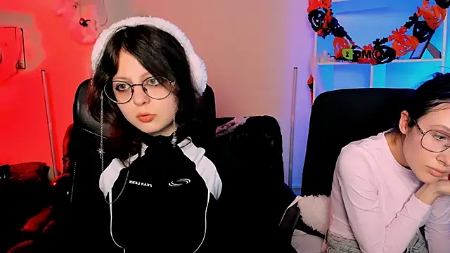 Snapshot of samanta_hotty chatting on October 2025 07:43:01 PM samanta hotty online show from October 2025 07:43:01 PM