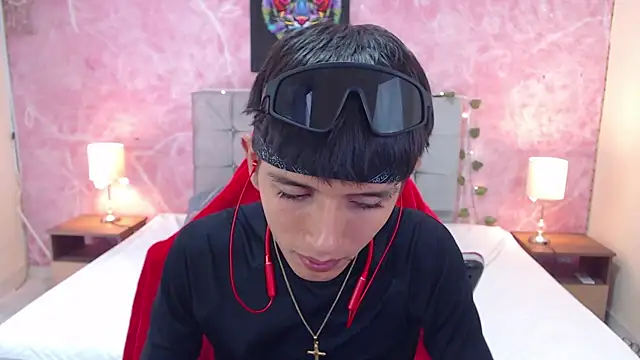 MAXIMILIANO  HOT online show from September 2025 05:58:01 PM