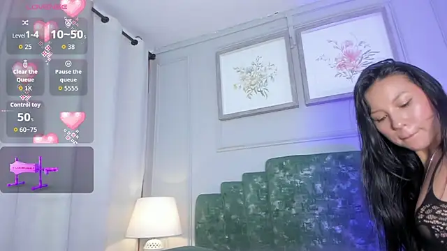 lux bitchx online show from June 2026 05:52:02 AM