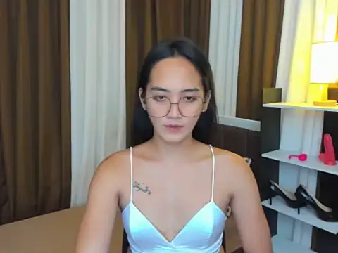 Snapshot of URHottestAngel chatting on September 2025 06:07:01 PM URHottestAngel online show from September 2025 06:07:01 PM