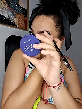 jesie 18x online show from September 2025 07:25:02 PM