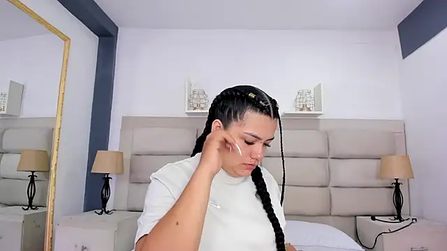 Snapshot of ScarletMoon1_ chatting on October 2025 12:06:01 PM ScarletMoon1 online show from October 2025 12:06:01 PM