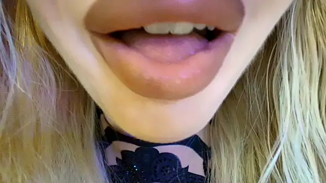 Politeeliza online show from May 2026 11:02:02 PM
