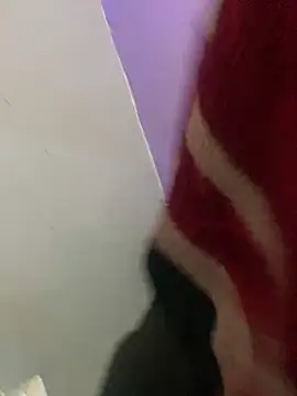 mohamed75893 online show from November 2025 09:46:02 PM