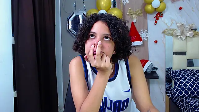 miss leidy  online show from November 2025 03:15:01 AM