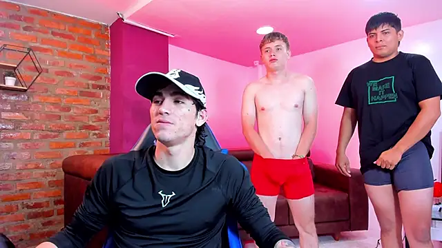 Handsomeboyss19 online show from November 2025 02:22:02 AM