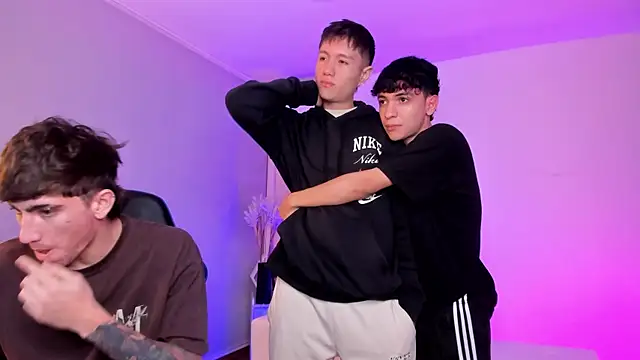 Handsomeboyss19 online show from April 2026 02:36:02 AM