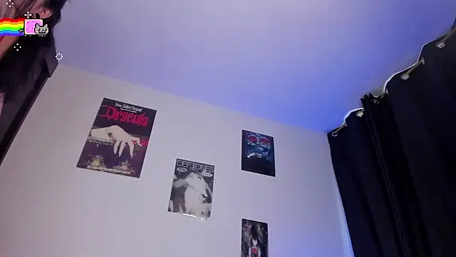 Snapshot of Velvet_Moon1 chatting on September 2025 04:34:01 PM Velvet Moon1 online show from September 2025 04:34:01 PM