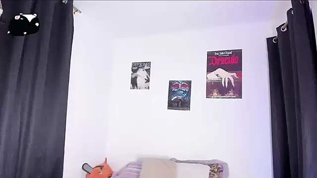 Velvet Moon1 online show from April 2026 10:29:02 PM