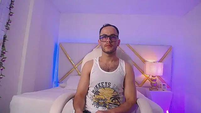  Ethan Black online show from September 2025 04:24:02 AM