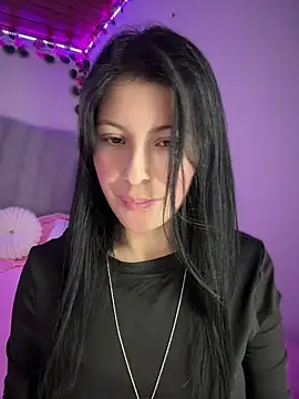 Mia salinass online show from May 2026 03:55:02 AM