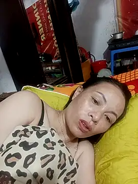 linh  miu online show from September 2025 06:37:01 AM