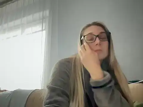 Snapshot of NikexPretty chatting on November 2025 09:08:02 AM NikexPretty online show from November 2025 09:08:02 AM