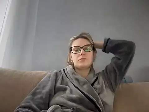 Snapshot of NikexPretty chatting on November 2025 08:35:01 AM NikexPretty online show from November 2025 08:35:01 AM