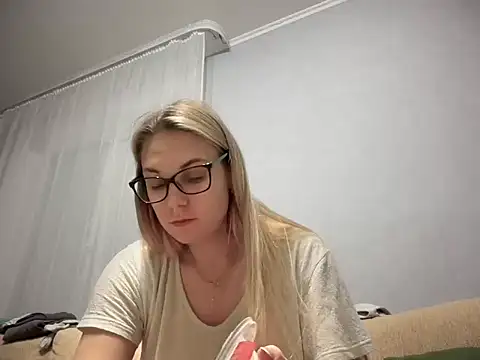 Snapshot of NikexPretty chatting on November 2025 02:14:02 AM NikexPretty online show from November 2025 02:14:02 AM