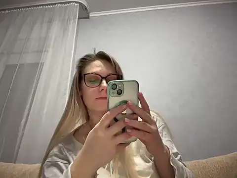 Snapshot of NikexPretty chatting on February 2026 05:29:01 PM NikexPretty online show from February 2026 05:29:01 PM