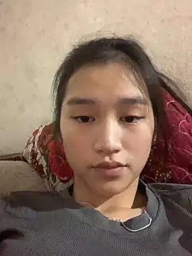 -Lie-06 online show from November 2025 10:18:02 AM