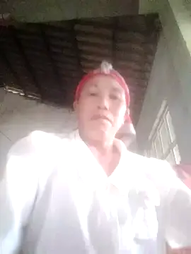 Snapshot of me-cute chatting on September 2025 02:33:02 AM me-cute online show from September 2025 02:33:02 AM