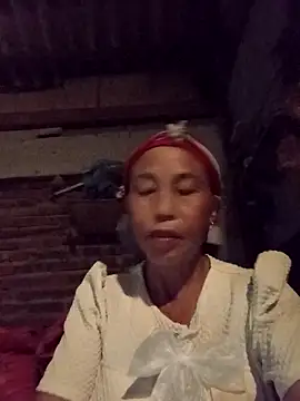 Snapshot of me-cute chatting on September 2025 05:01:02 PM me-cute online show from September 2025 05:01:02 PM