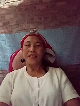 Snapshot of me-cute chatting on September 2025 10:20:02 PM me-cute online show from September 2025 10:20:02 PM