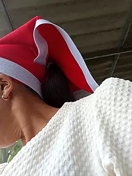 Snapshot of me-cute chatting on September 2025 11:49:01 PM me-cute online show from September 2025 11:49:01 PM