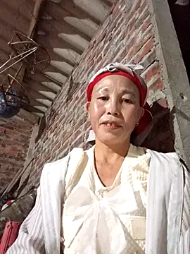 Snapshot of me-cute chatting on September 2025 07:04:01 PM me-cute online show from September 2025 07:04:01 PM