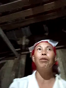 Snapshot of me-cute chatting on September 2025 12:07:01 PM me-cute online show from September 2025 12:07:01 PM