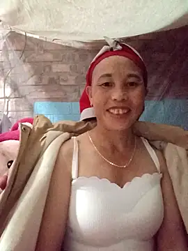 Snapshot of me-cute chatting on October 2025 10:19:01 PM me-cute online show from October 2025 10:19:01 PM