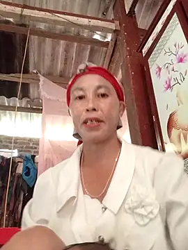 Snapshot of me-cute chatting on October 2025 12:54:01 AM me-cute online show from October 2025 12:54:01 AM