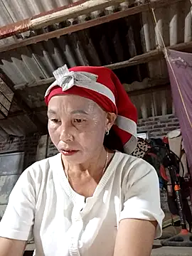 Snapshot of me-cute chatting on October 2025 01:01:01 PM me-cute online show from October 2025 01:01:01 PM