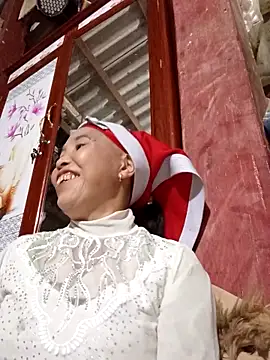 Snapshot of me-cute chatting on November 2025 01:33:02 PM me-cute online show from November 2025 01:33:02 PM