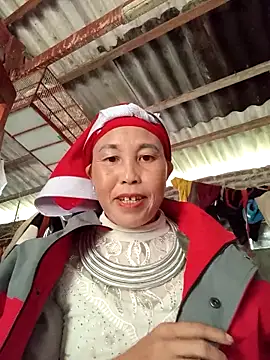 Snapshot of me-cute chatting on November 2025 02:10:02 AM me-cute online show from November 2025 02:10:02 AM