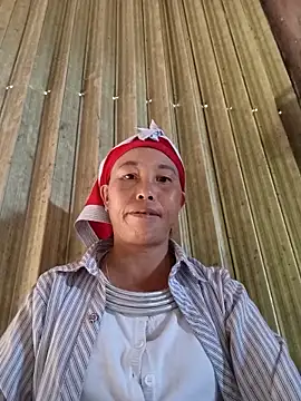 Snapshot of me-cute chatting on November 2025 08:44:01 AM me-cute online show from November 2025 08:44:01 AM