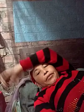 Snapshot of me-cute chatting on November 2025 04:35:01 PM me-cute online show from November 2025 04:35:01 PM