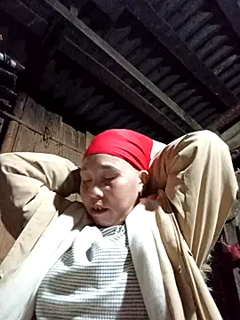 Snapshot of me-cute chatting on November 2025 01:00:02 PM me-cute online show from November 2025 01:00:02 PM