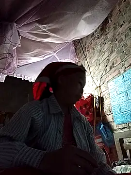 Snapshot of me-cute chatting on November 2025 09:06:01 PM me-cute online show from November 2025 09:06:01 PM