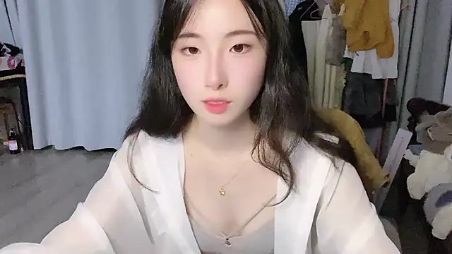 Freya7777 online show from September 2025 03:45:01 PM