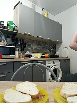 Snapshot of MiaKissy chatting on September 2025 05:18:01 AM MiaKissy online show from September 2025 05:18:01 AM