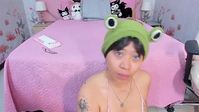 SafiroAgataaa online show from November 2025 03:18:02 AM