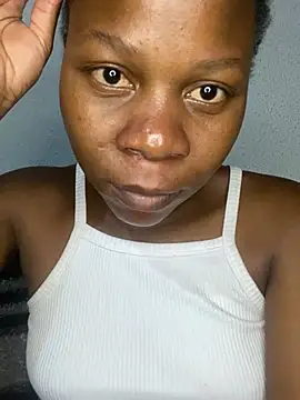 Snapshot of Crazyqueenxxx chatting on April 2026 07:33:02 PM Crazyqueenxxx online show from April 2026 07:33:02 PM