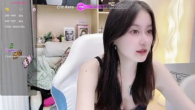 Snapshot of Naiyi-babe chatting on September 2025 07:46:01 PM Naiyi-babe online show from September 2025 07:46:01 PM