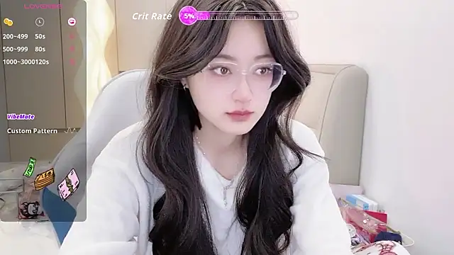 Snapshot of Naiyi-babe chatting on November 2025 03:23:02 PM Naiyi-babe online show from November 2025 03:23:02 PM