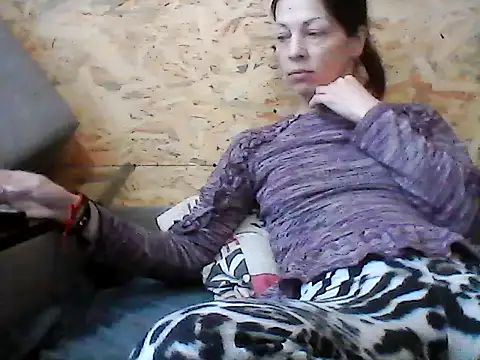 Snapshot of Milana38 chatting on November 2025 10:26:02 AM Milana38 online show from November 2025 10:26:02 AM