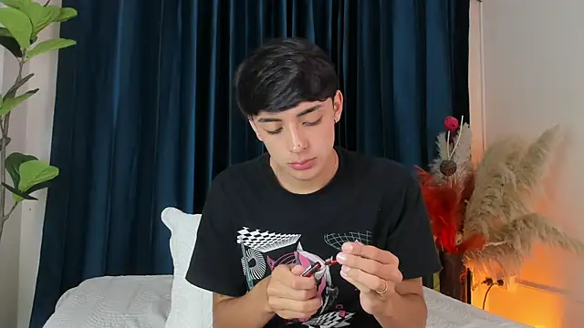 Snapshot of Jack_Noir chatting on September 2025 01:45:02 PM Jack Noir online show from September 2025 01:45:02 PM