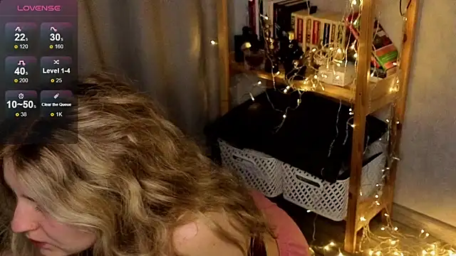 Snapshot of Dllqq chatting on September 2025 05:18:02 AM Dllqq online show from September 2025 05:18:02 AM